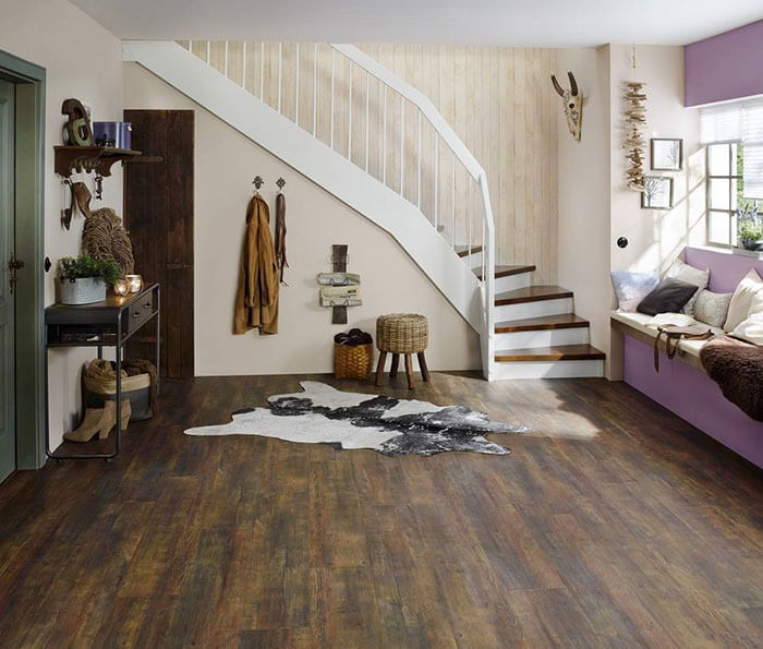 Hallway-Thumbnail Hallway-Thumbnail